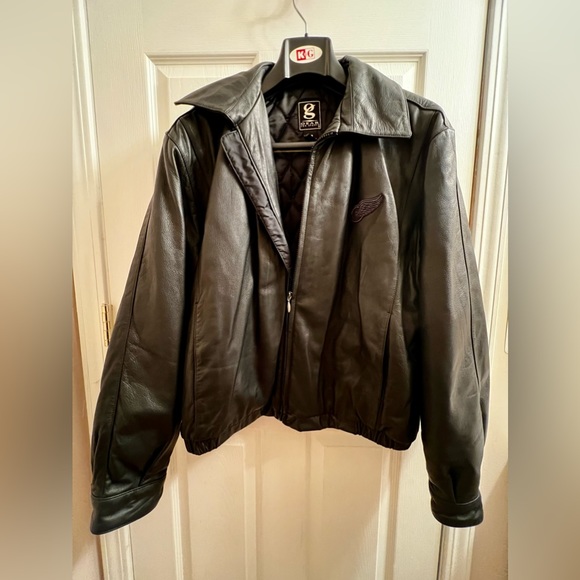 Gear For Sports Red Wings leather Jacket - Picture 8 of 10